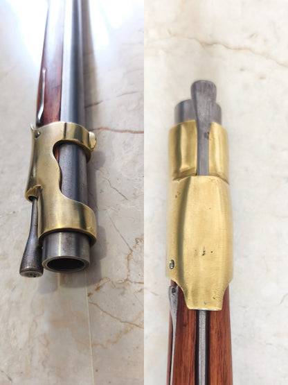 Fusil à silex (1777) Révolutionnaire Copie Fabriqué en Belgique LIÈGE (1979)