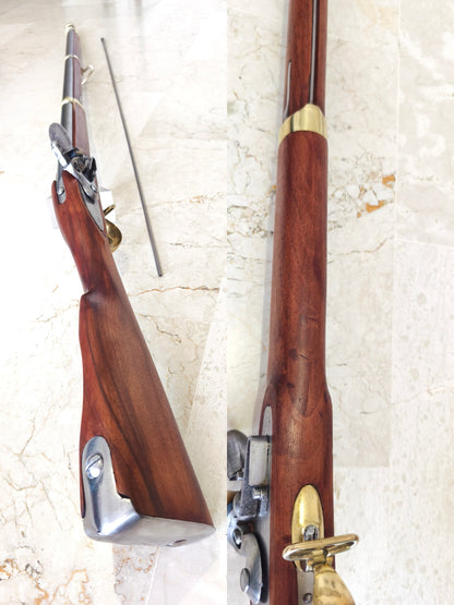 Fusil à silex (1777) Révolutionnaire Copie Fabriqué en Belgique LIÈGE (1979)