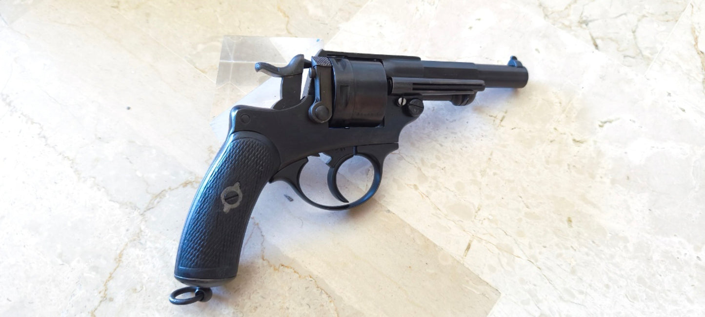 Revolver Chamelot 1873  Colonial fabrication (1876)