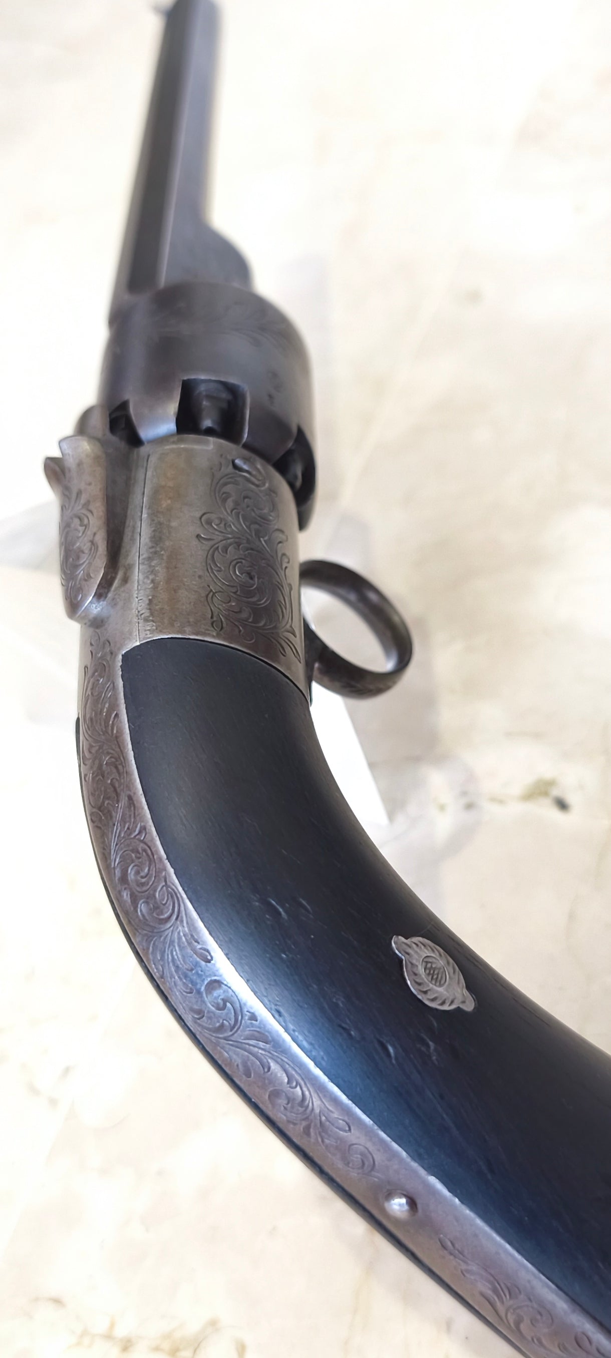 Revolver à percussion signé T. LHOIST 1853 calibre 8mm