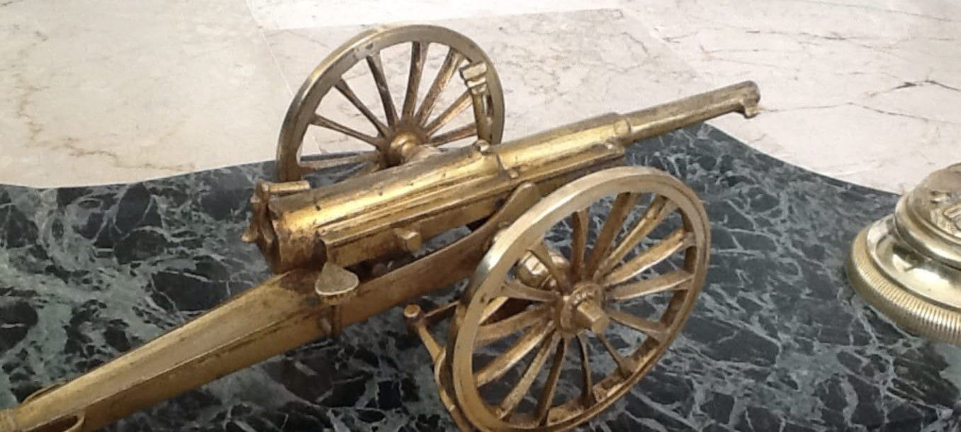 Чернильница «Пушка» 75-мм, образца 1897 года, Франция, конец XIX века.